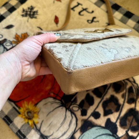 Kelly Wynne Animal print handbag - Picture 8 of 13